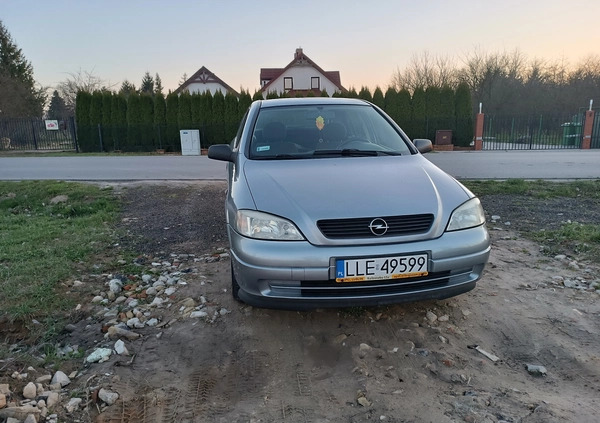 Opel Astra cena 5500 przebieg: 245662, rok produkcji 2006 z Łęczna małe 46